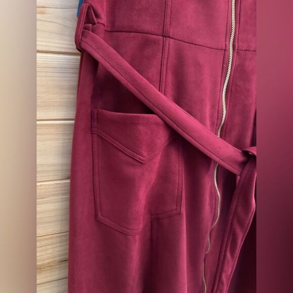 Lesley Evers Size 1X Plus Size Burgundy Red Zip Front Collared Shirt Dress - Picture 3 of 12